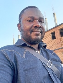 Profil de Gigi, un homme célibataire de 40 ans à Adéti-Kopé