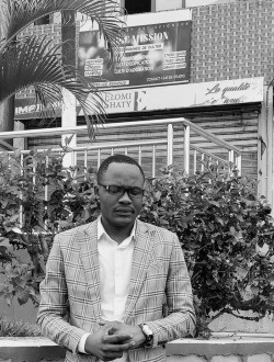 Profil de Teddy, un homme célibataire de 22 ans à Kinshasa