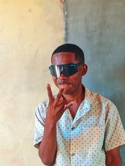 Profil de Eugene, un homme célibataire de 18 ans à Maevatanana