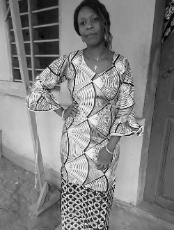 Profil de Blandine, une femme célibataire de 35 ans à Lanbadé Kopé
