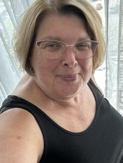 Profil de Diane, une femme célibataire de 69 ans à Mascouche