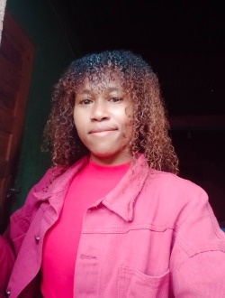 Profil de Layanah, une femme célibataire de 23 ans à Abatoafo