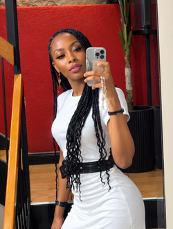 Profil de Tina, une femme célibataire de 27 ans à Montréal