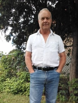 Profil de Miles, un homme célibataire de 68 ans à Lachine