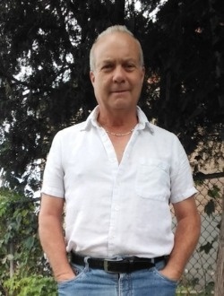 Profil de Miles, un homme célibataire de 68 ans à Lachine