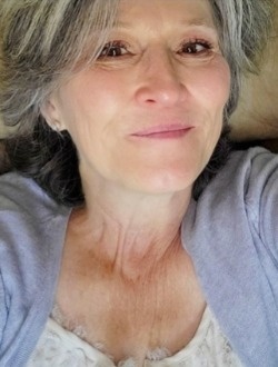 Profil de Collette, une femme célibataire de 60 ans à Granby