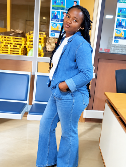 Profil de Harmony, une femme célibataire de 32 ans à Yaoundé