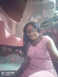 Profil de Sabine, une femme célibataire de 44 ans à Abang