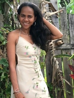 Profil de Yvana, une femme célibataire de 34 ans à Sambava