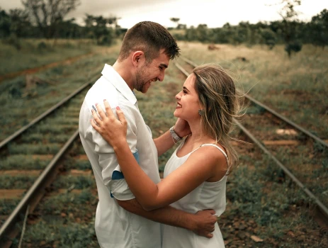 Couple heureux et amoureux